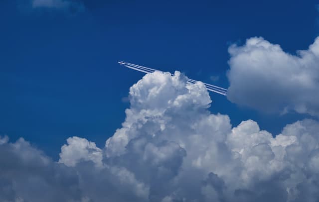 Trapped at 35,000 ft